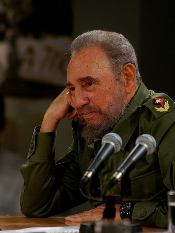 #Fidel inspira a las generaciones de cubanos que  buscan el bien y la prosperidad de la #Patria. Su legado vibra en nuestros corazones.
#FidelVive 
#DpjGranma