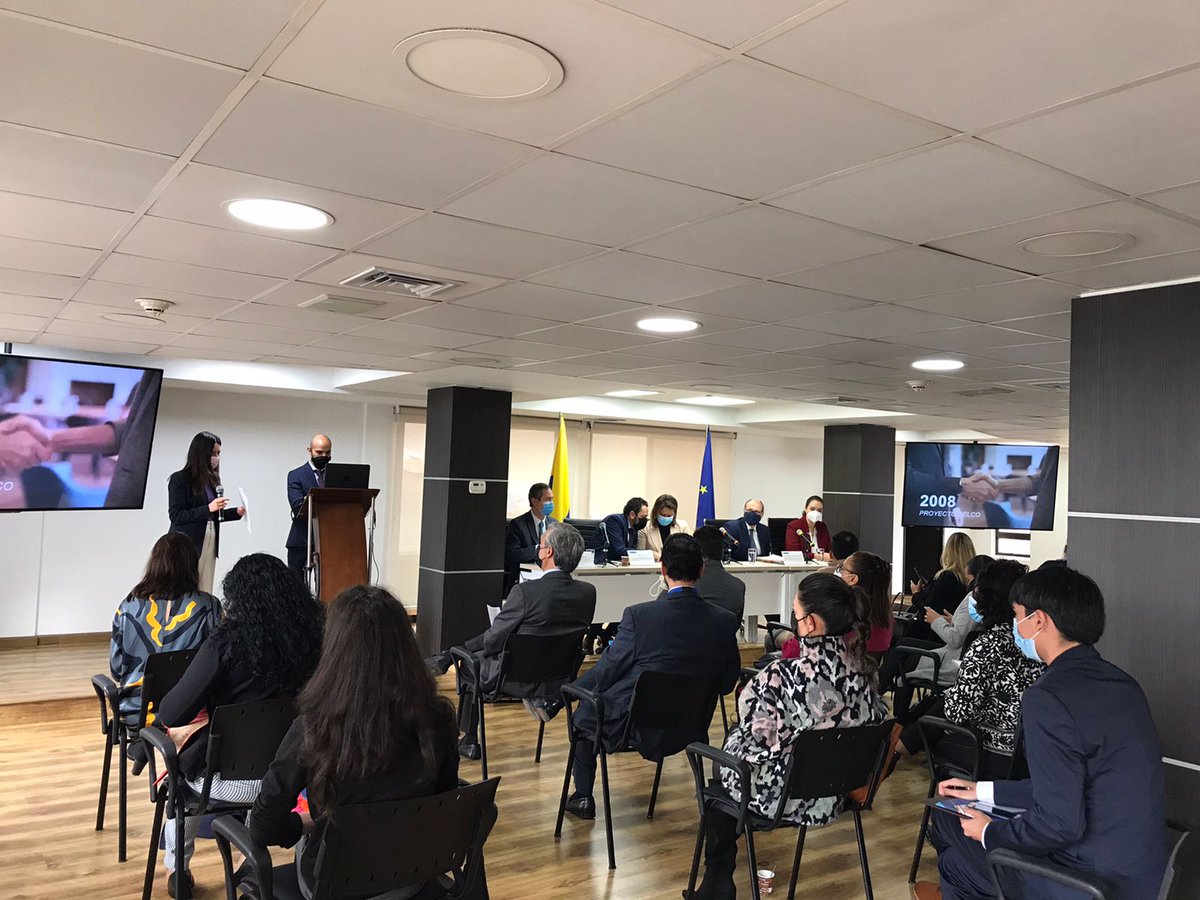 RedAdelco's tweet photo. Hoy acompañamos el lanzamiento del nuevo apoyo presupuestario: Economía inclusiva, verde y competitiva en Colombia, otorgado al @MincomercioCo por parte de la @UEenColombia Se resaltó el aporte del #ProgramaCET en la construcción de la competitividad territorial. 🇨🇴🤝🇪🇺 https://t.co/kiDhqj0Q5D