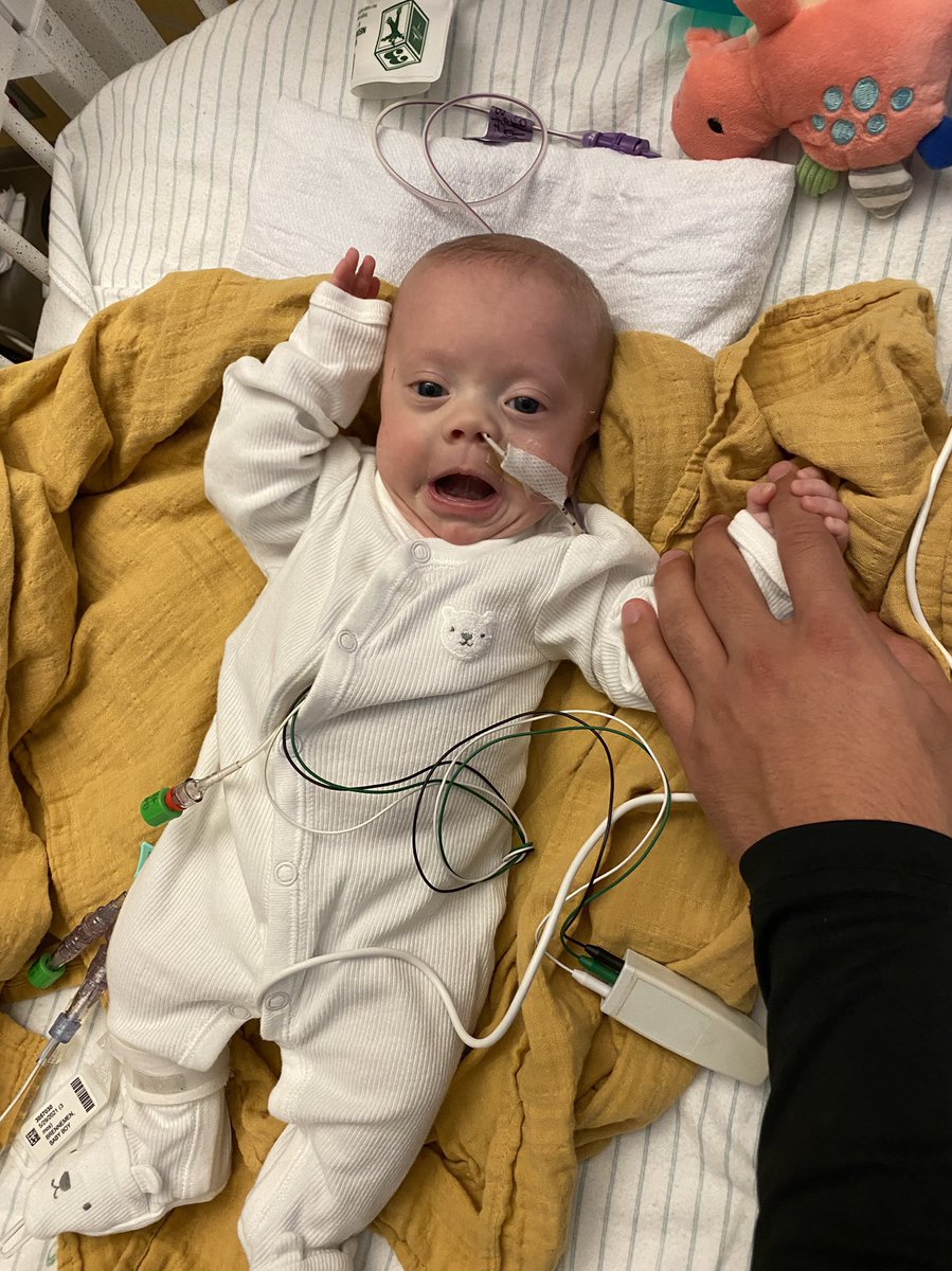 BradyWheeler14's tweet photo. This thanksgiving I’m giving the highest thanks to the man above. He blessed me with the strongest and bravest baby ever! Elkan has grown so much and is doing very well he’s still at nationwide children’s but is working hard everyday with a smile on his face to come home❤️🙏🏽 https://t.co/v4QlpNGUbV