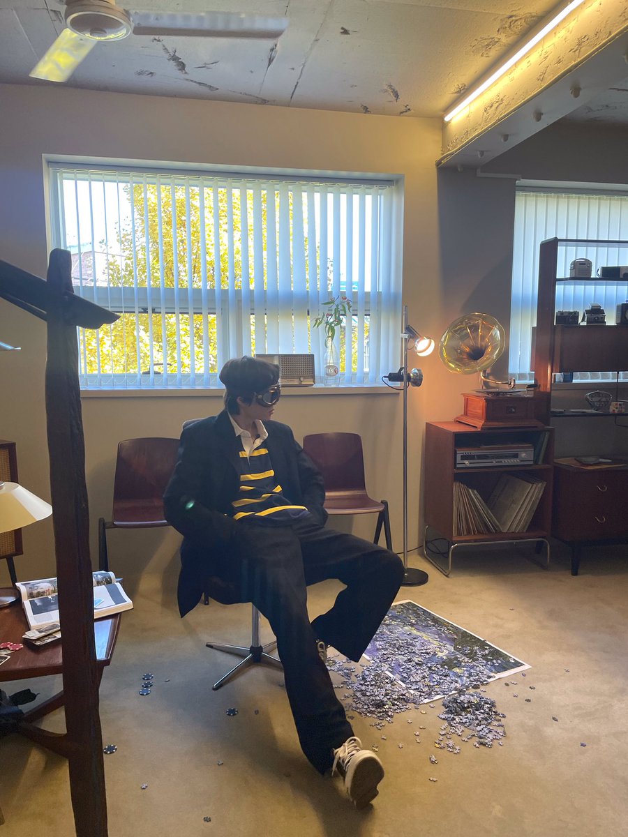 baekiosh's tweet photo. Jongin en Bubble 💌
🐻: “¿Por qué los coreanos dejan comentarios como traducciones cuando responden en tw? al verlo me reí tan fuerte ㅋㅋ dicen que me gustan los mensajes traducidos automático, fue corto pero divertido”

Si supiera que era EXO-L Latam usando el traductor 🤣🤣 https://t.co/wHA6NTwSN2