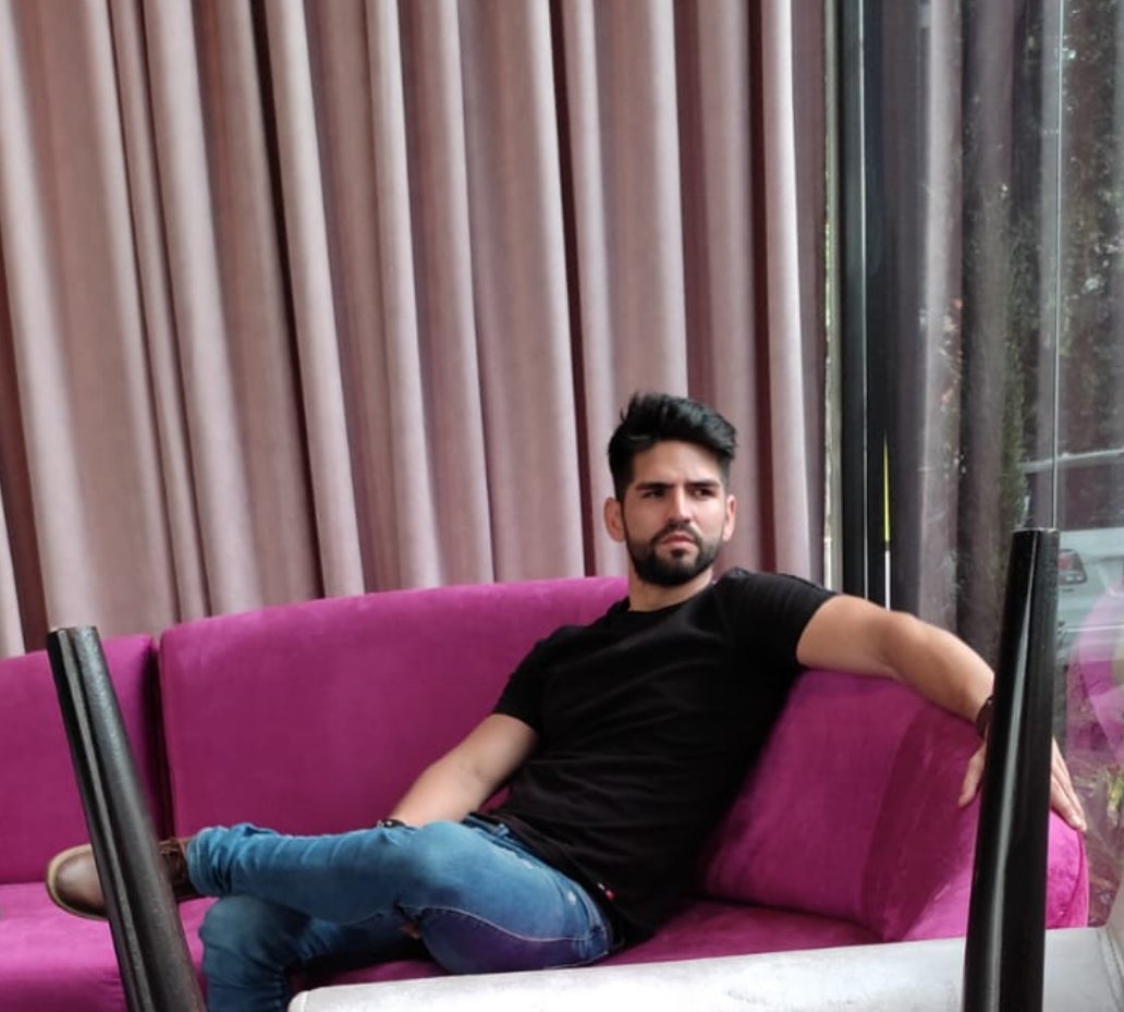 SebastinSnow2's tweet image. Meditando una manera nueva en la que te quisiera castigar en mis sábanas o tal vez en mi cocina o mi auto. 🔥EL CABRÓN 🔥 @SebastinSnow2  ,💪 @daardemo @TheOliverColt @Ejercitandome @_MundoFitness @soymodelowebcam @MotivaTuCuerpo @puphawaii1 @ExhibeteDesnudo