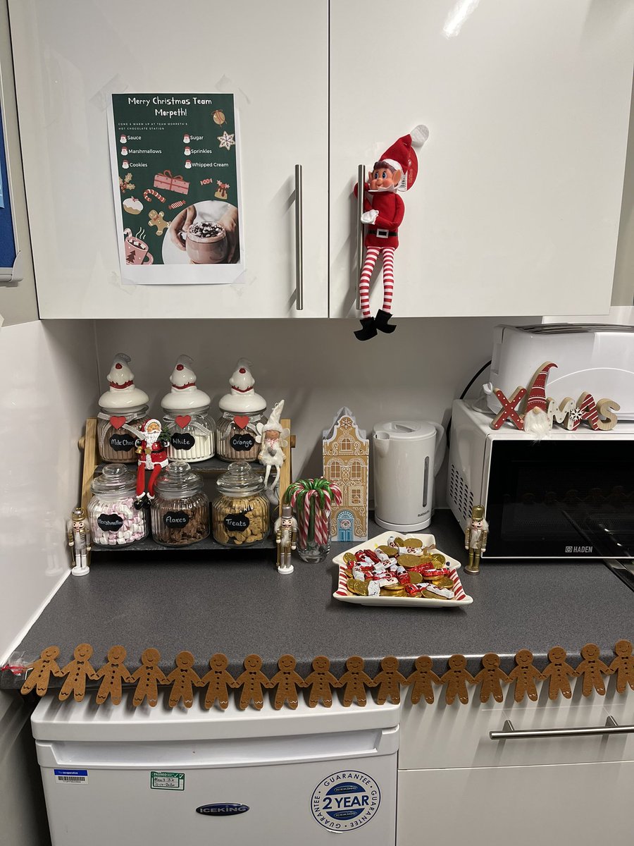 KayleighD321's tweet image. Kicking off the festivities with a hot chocolate station for the team to enjoy 😍🎅🏻🎄 #TeamMorpeth #FavouriteTimeOfTheYear @tezjohnstone2
