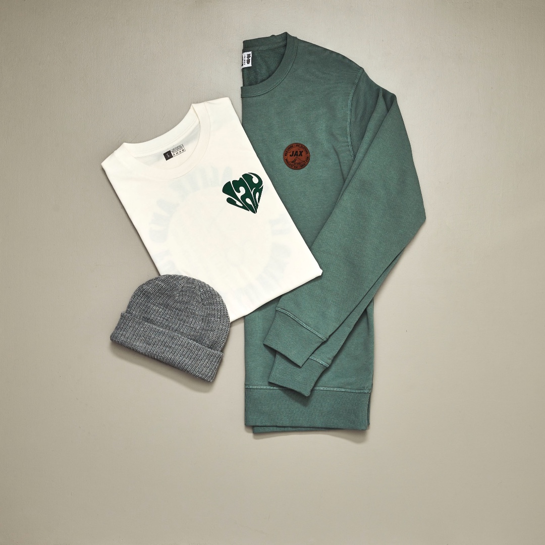 The Torquay born clothing brand Jax Clothing will be at the Christmas Shopping Fayre this weekend with their beautifully made items, perfect for Christmas gifts.  We are so excited to see you there!  Go and get a ticket now at christmasshoppingfayre.com