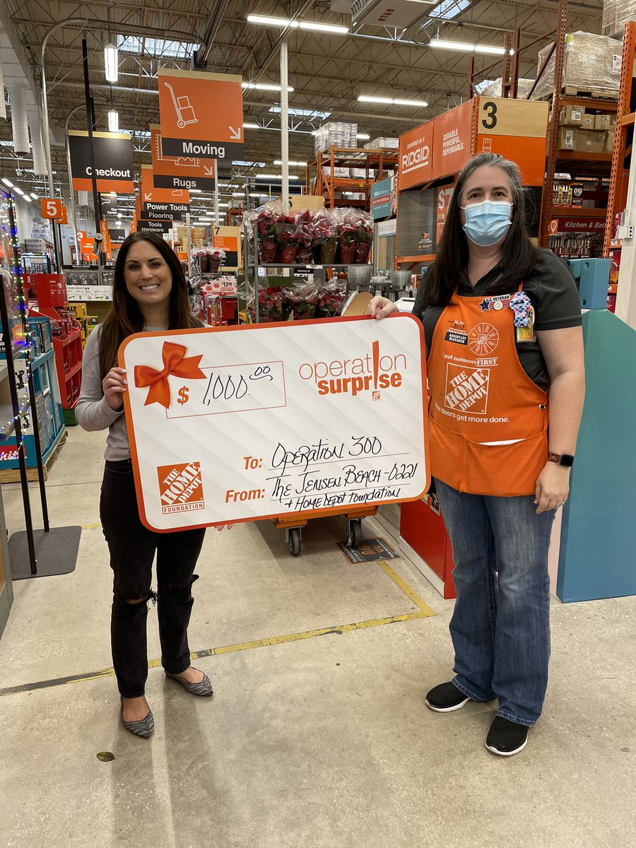 Operation Surprise with Operation 300! <a href="/KerreanT/">Kerrean Tucker</a> @SueC0221 <a href="/chris_j_mangino/">Chris Mangino</a> @paddleboardjlc