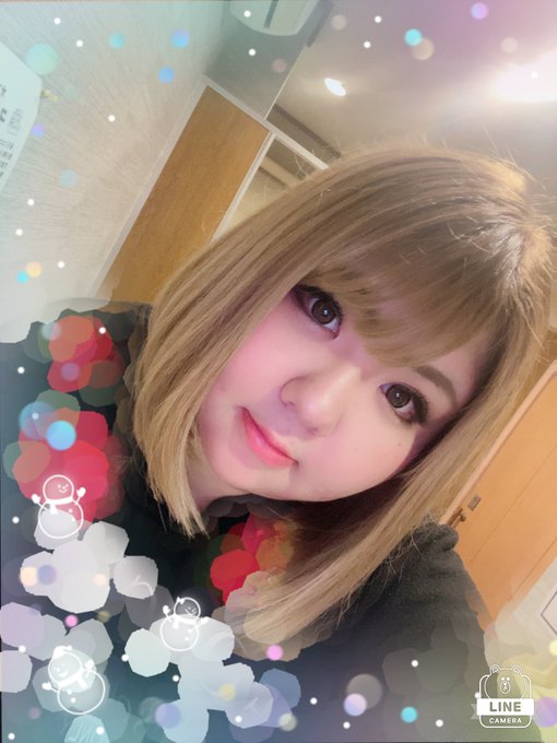 1 pic. 久々おっぱいツイート
いいねRT嬉しかったです🥰
これからもいいね、RT
( ｀・ω・´)ﾉ ﾖﾛｼｸｵﾈｶﾞｲｼﾏｽｰ！
モチベ上がるっ💛

やっぱ化粧💄✨しないとね🤭

年末もうちょい頑張って
化粧して新しい写真撮るよー·͜·