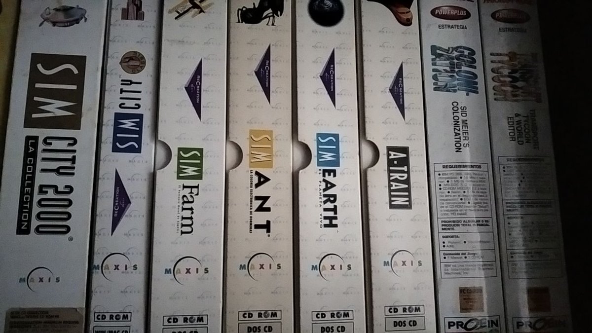AlejandroVilley's tweet image. A falta del #simlife. #simcity #simearth #simlife #simant #atrain #msdos #retrogaming
