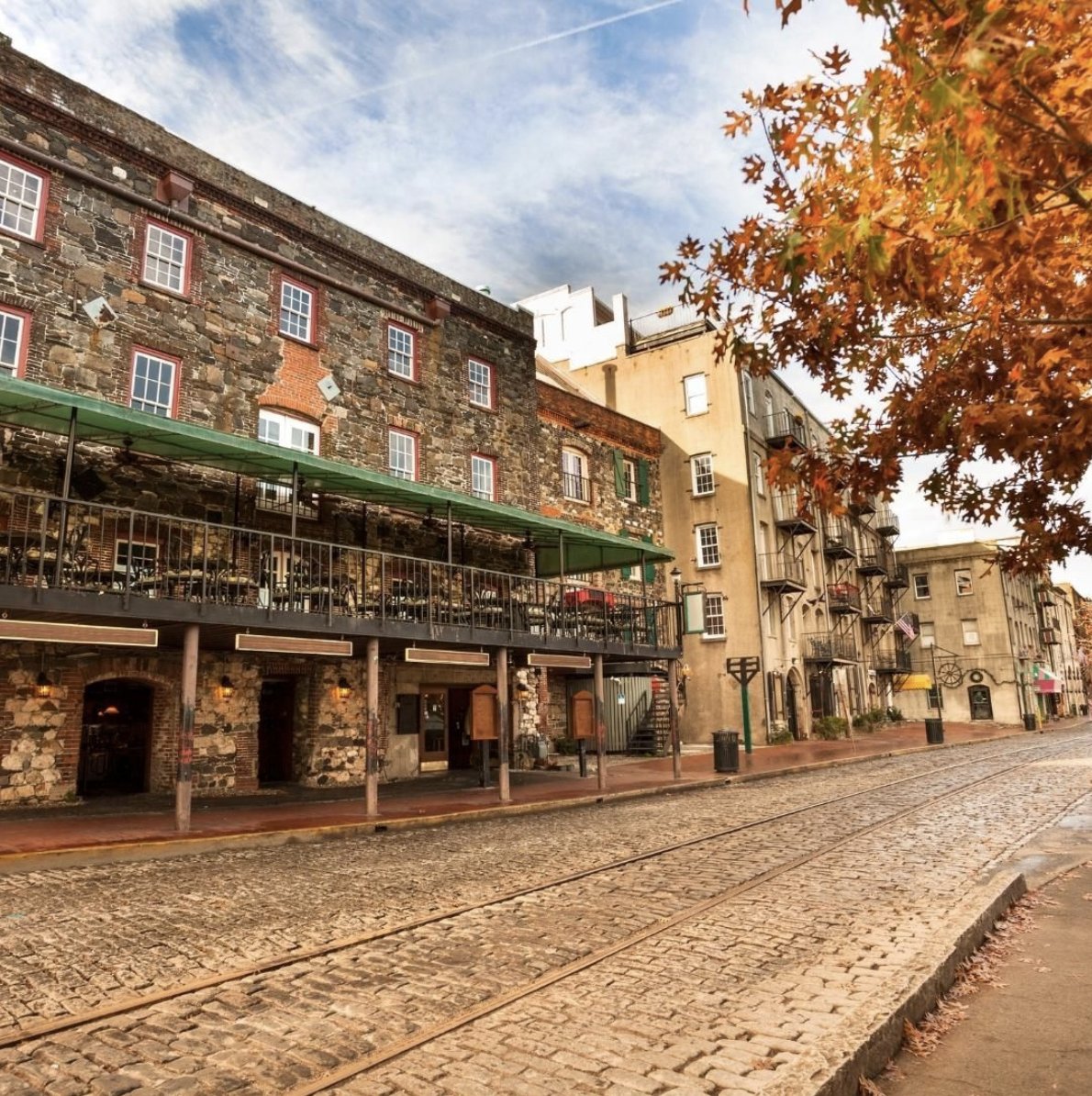 AbshirePR's tweet photo. Savannah, we are so thankful for you! Happy Thanksgiving from our families to yours! #apr #thanksgiving #fallinsavannah https://t.co/9mk36xIwlT