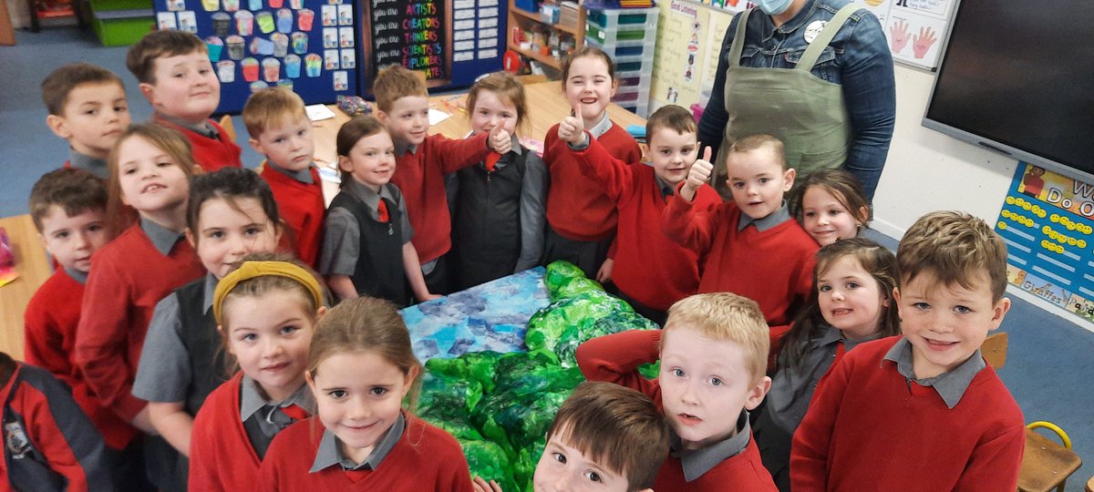 Scoil Íosagáin Buncrana tweet media