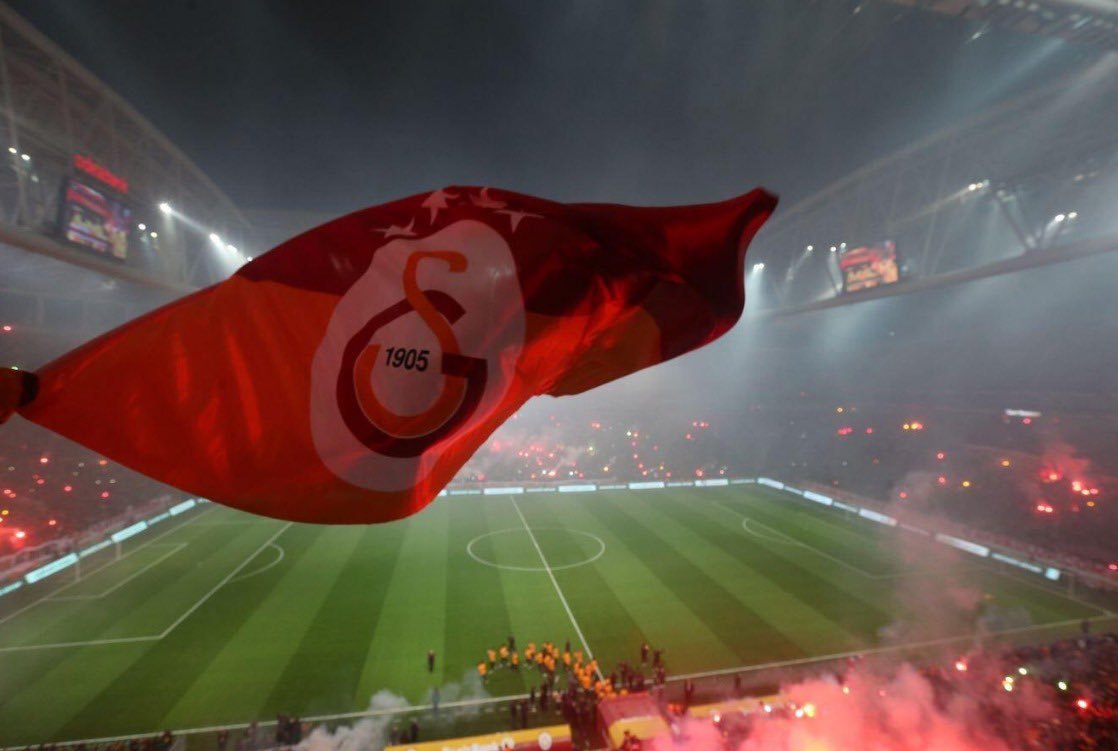 Güldür yüzümüzü...💛❤

Seninleyiz yüreğim...

#BugünGünlerdenGALATASARAY