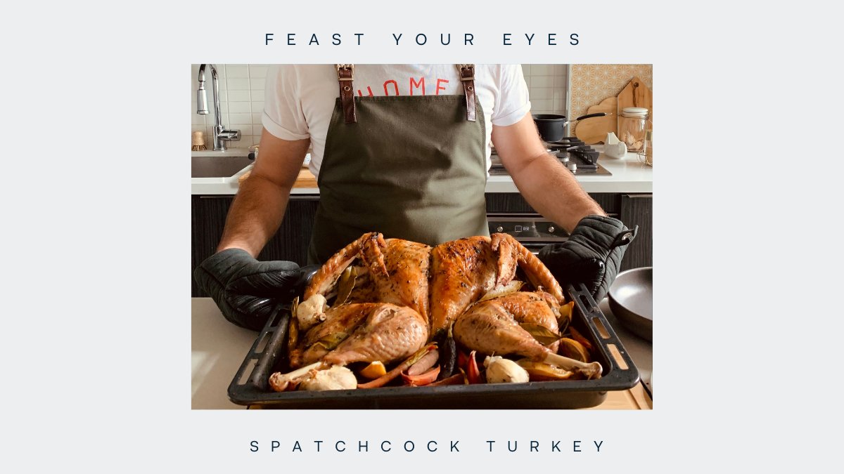 redstamp's tweet photo. Bake the world a better place today and give thanks (and turkey) to the ones you love in your life. Redstamp wishes all of our American friends a wonderful #Thanksgiving! https://t.co/WQaMeV7G4P