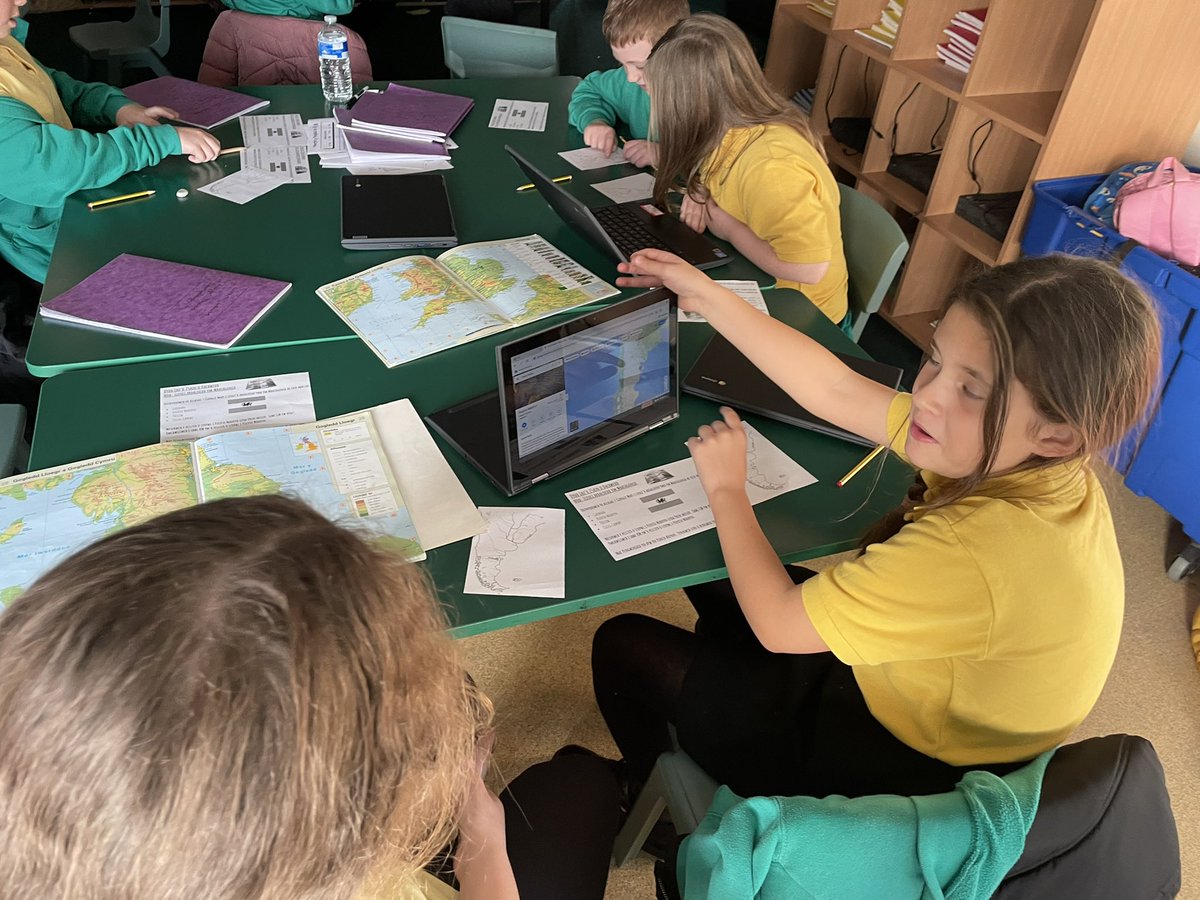 MissGwynPYP's tweet photo. Gwersi heddiw! Daearyddiaeth prynhawn ‘ma: Lleoli ardaloedd ym Mhatagonia a Mathemateg: tasgau mesur. 🌍📏 Today’s lessons! Geography: Locating places in Patagonia. Maths: measuring tasks 🌍📏 https://t.co/BV5QjSEbLP