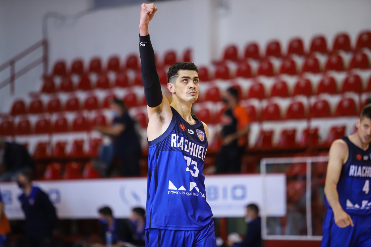 🚨EN DIRECTO🚨 #UcURadio 

Hablamos con <a href="/Ericflor/">Eric Flor</a>, que ayer fue operado de su rotura en el tendón de Aquiles.

Escuchá la nota en vivo en unocontraunoweb.com 

📸Leandro Gómez