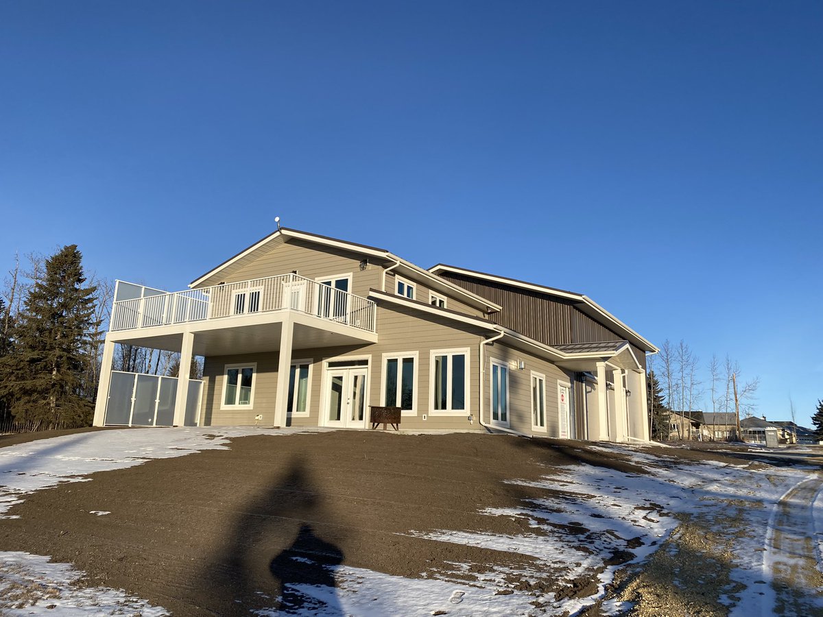 LarkaunHomes's tweet photo. Our team is putting the finishing touches on another amazing lake project. Thank you to our clients. We love this Shouse project. #larkaunatthelake https://t.co/ssqbi74LQT