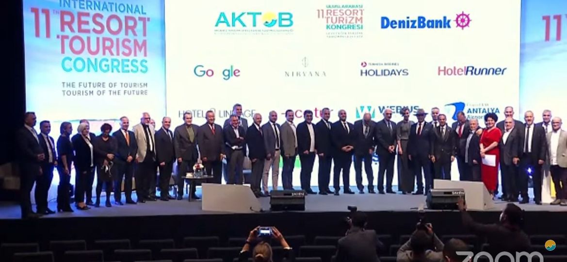 aktob_org_tr's tweet photo. Değerli katılımcıların ülke turizminin bugününü ve yarınını değerlendirdiği 11. Uluslararası Resort Kongresi yoğun bir katılımın ardından sona erdi. Bir sonraki kongremizde görüşmek dileğiyle.
#ResortKongre #ResortCongress https://t.co/hlR4UECzP9