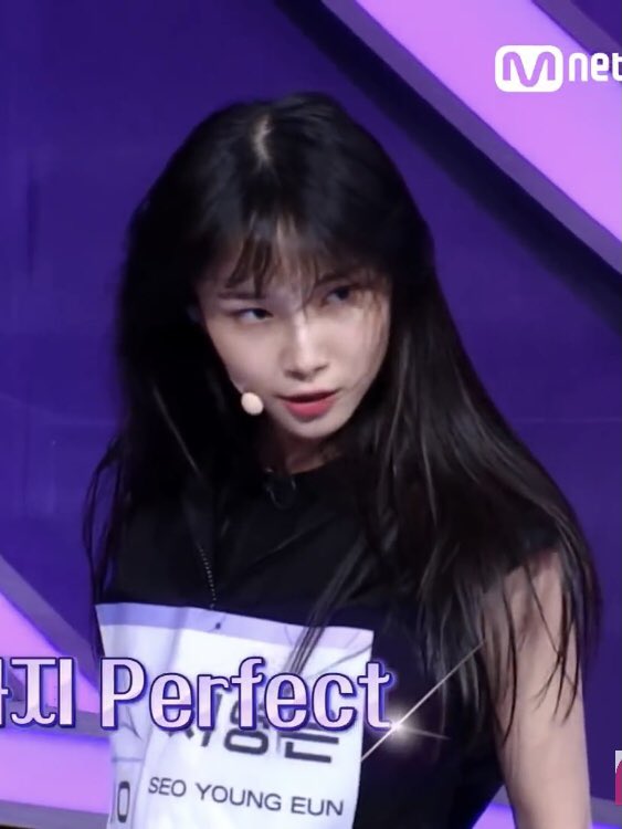 youngeunatic's tweet photo. the "kick it                           is finally
     girl"                                  debuting https://t.co/IV07CGUcvQ