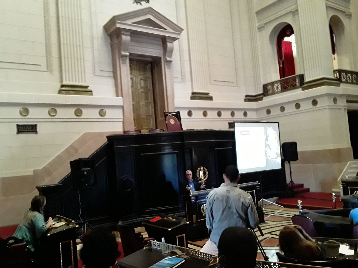 #ACNreporta : <a href="/HomeroAcostaA/">Homero Acosta Álvarez</a> ofrece en estos momentos, en la sede de la <a href="/AsambleaCuba/">Asamblea Nacional Cuba</a> , la conferencia "45 años del Poder Popular " . Se encuentra presente <a href="/anamarianpp/">Ana Mari Machado</a> #CubaViveEnSuHistoria #FidelPorSiempre 
<a href="/ACN_Cuba/">Agencia Cubana de Noticias</a>