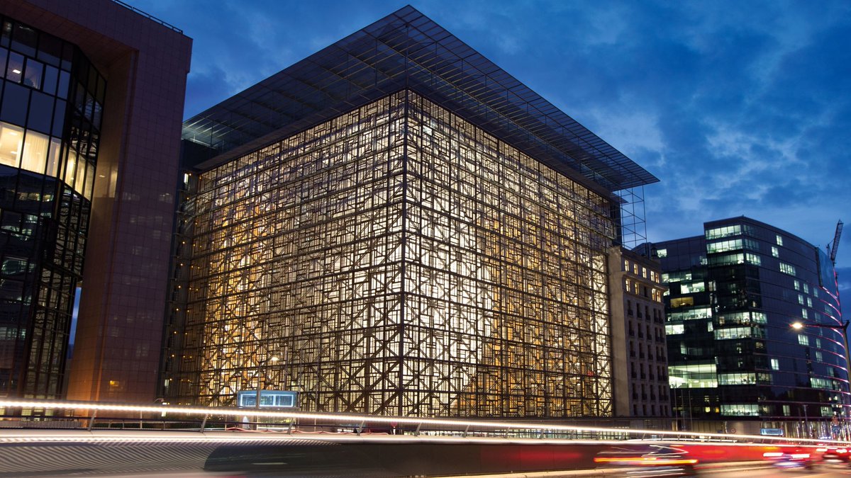 Today, EDA CE Jiří #Šedivý, briefed the Political and Security Committee 🇪🇺 and had an exchange on the Agency’s activities, particularly focusing on #defence #innovation, and EDA's engagement with third parties/states.

#EUdefence #PSC