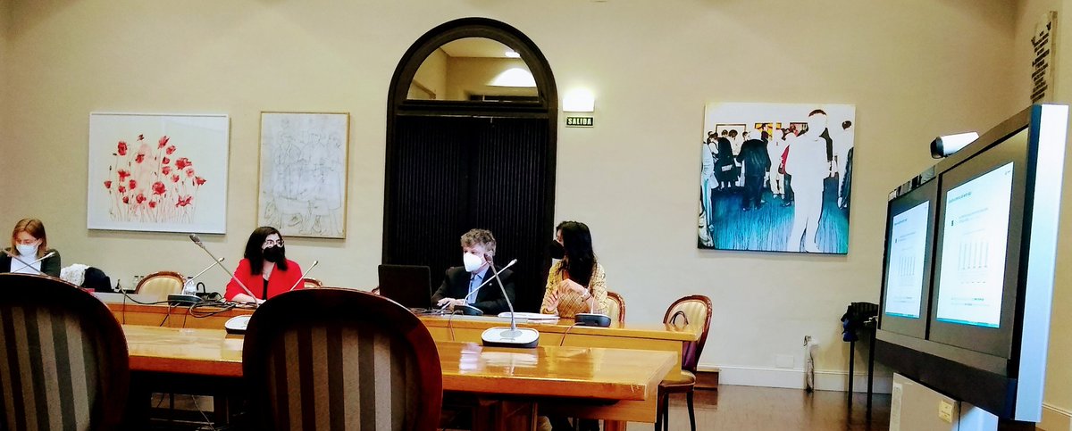 Acceptable tweet media