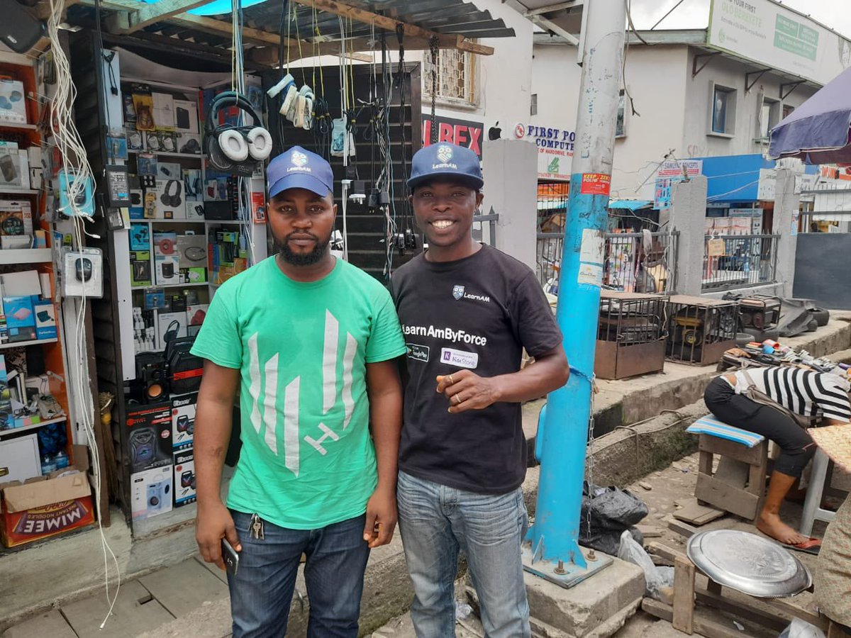 BWLawal's tweet photo. #LearnAM storms Computer Village, Ikeja Lagos. No better way to reach the people that to meet the people #LearnAMbyForce @comeLearnAM https://t.co/SmhJsYf9VV