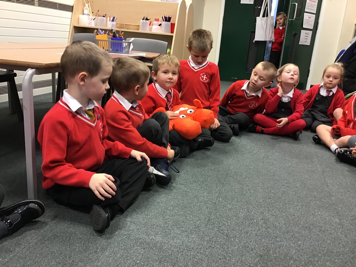 KingswayPAYear1's tweet photo. Year 1 have been thinking and talking about how we are similar to each other. #SimmscrossPSHE https://t.co/tZpkoCnqxP