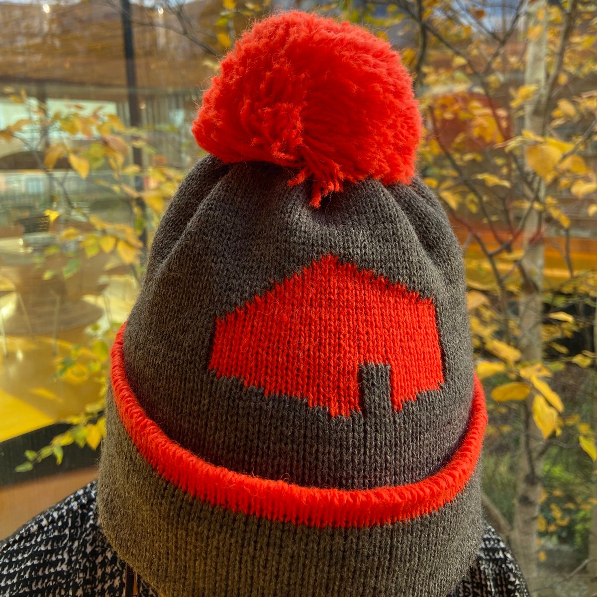 maggiesoldham's tweet photo. We have these fabulous Maggie's hats by @SamanthaCorry available to order at £15 each, with proceeds to Maggie's Oldham.

If you want to place an order, you can email us at oldhamfundraising@maggies.org or can be ordered at our Christmas Fair this Sunday 🧡

Deadline is 10th Dec! https://t.co/Fd3WVKgy9c