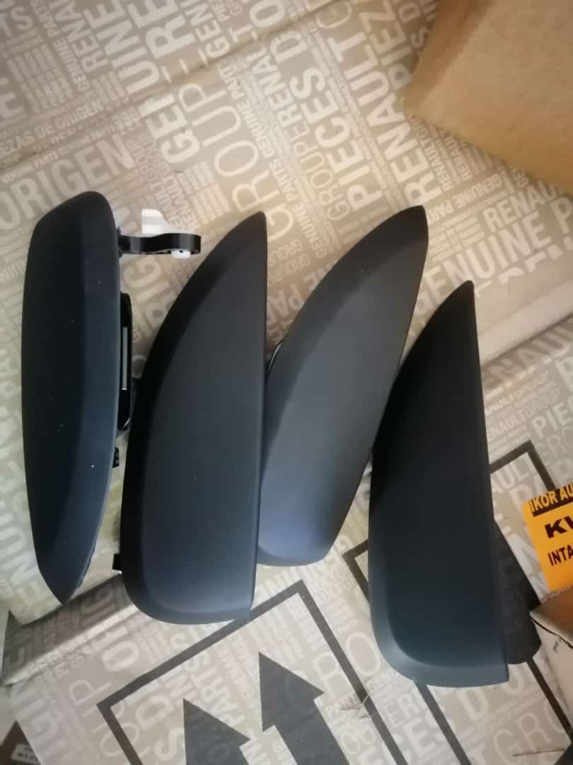 SparesRenault's tweet photo. ****** BRAND NEW *******
Renault Kwid parts Available
 
Call or WhatsApp 065 163 7723 for more information 
#Renaultkwid
#Kwid
#Renaultparts https://t.co/bA8GsuGX83