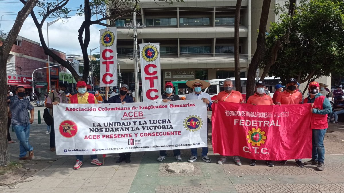 acebnacional's tweet photo. Desde ACEB 🇨🇴 en el #ParoNacional nos unimos a los #16diasdeactivismo @uni_equal @uniamericas para luchar contra la violencia de género y en el mundo del trabajo.
Por la ratificación Convenio #OIT190 nos protege a todos sin importar nuestro estatus contractual #PuedeCambiarVidas https://t.co/NZrThfnnB0