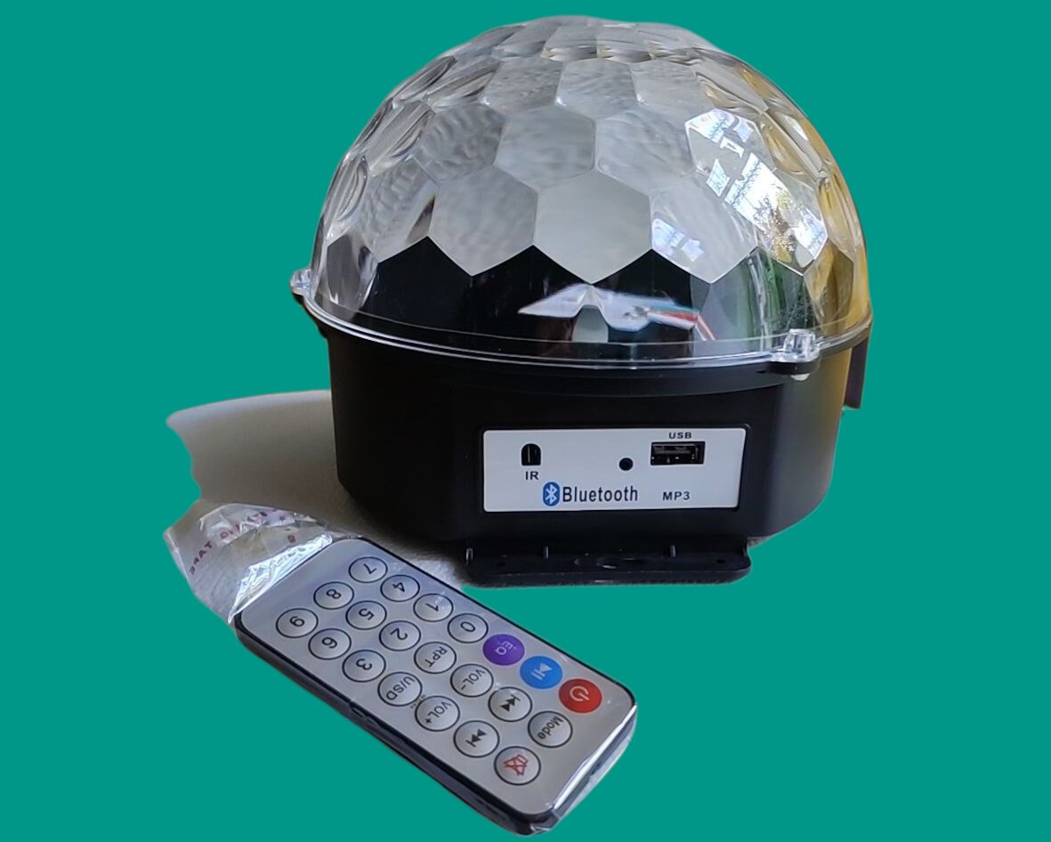 vipsalestore's tweet photo. Bola de luz LED con Bluetooth, lector USB para música mp3, incluye control y bocina integrada. Más imágenes en comentarios.
📨Messenger: https://t.co/ti5Q5Air9i
📩WhatsApp: https://t.co/VYOPw67xVv
📱Teléfono:40073466
💵Pago contra entrega
🚚 Envió a toda Guatemala
#luzled #fiesta https://t.co/b9QtvAb0bq
