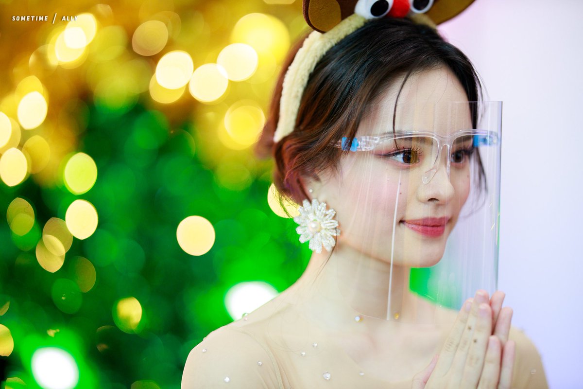 SometimePhoto's tweet photo. Raindeer 🦌🎄🎅

#6

#ALLY #ALLYsONLY #sometimephoto 
#HowToLove #NoMatterWhatIDo
#411music #411ent
#allynitibhon #ซัมไทม์ถ่าย https://t.co/HtDg9qC8hb