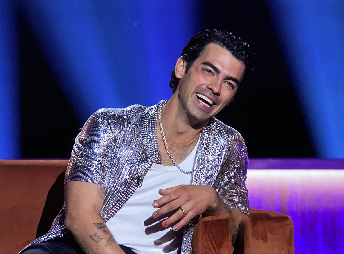 TE AMO MÁS QUE A MI FAMILIA JOE JONAS