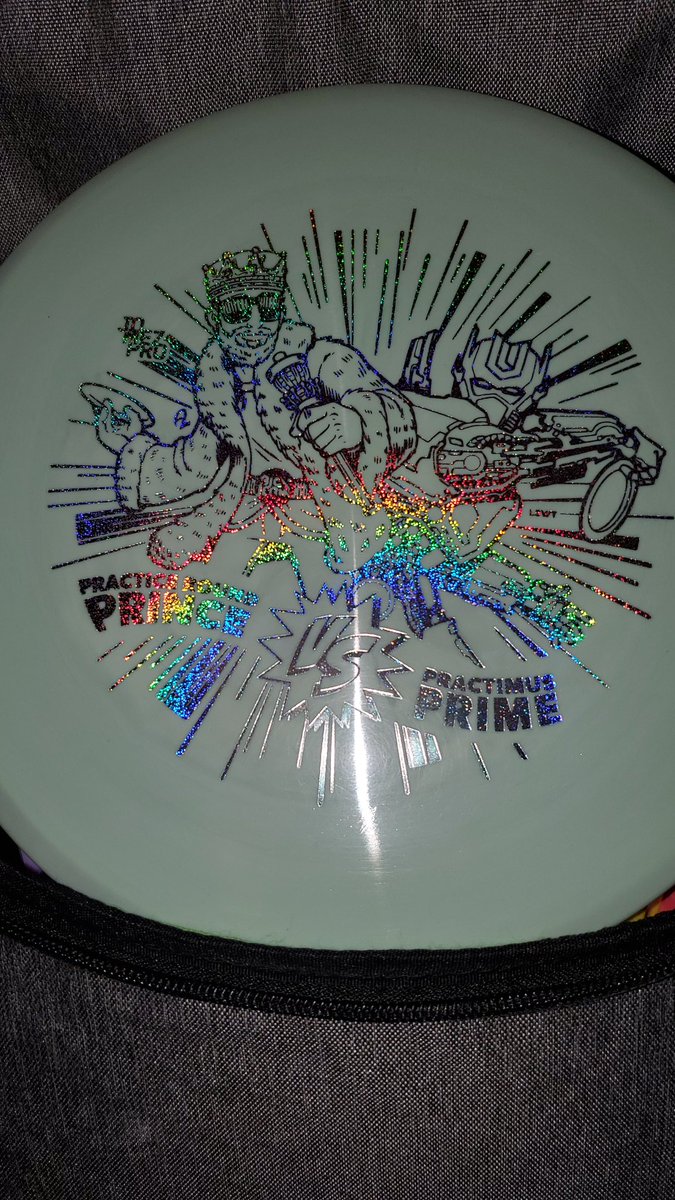 TPatrickRooney's tweet photo. @JomezPro I'd never tried a Buzzz before & not only did I get to support you guys but I got an amazing new disc that I just love! Ty Jomez! #discgolf #discgolftrees #discgolfmidrange https://t.co/DX1GlZZZMs