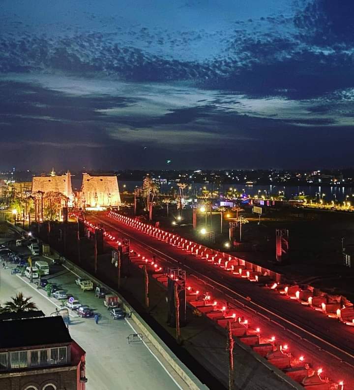 EgyProjects's tweet photo. 🌇 #مشاريع_مصر🇪🇬|
Luxor is gearing up to host a glamorous ceremony to reopen the 2,700-metre-long Avenue of Sphinxes that links the Ancient Egyptian temples of Luxor and Karnak, today at 7:30 PM. https://t.co/lBEkA09ppR