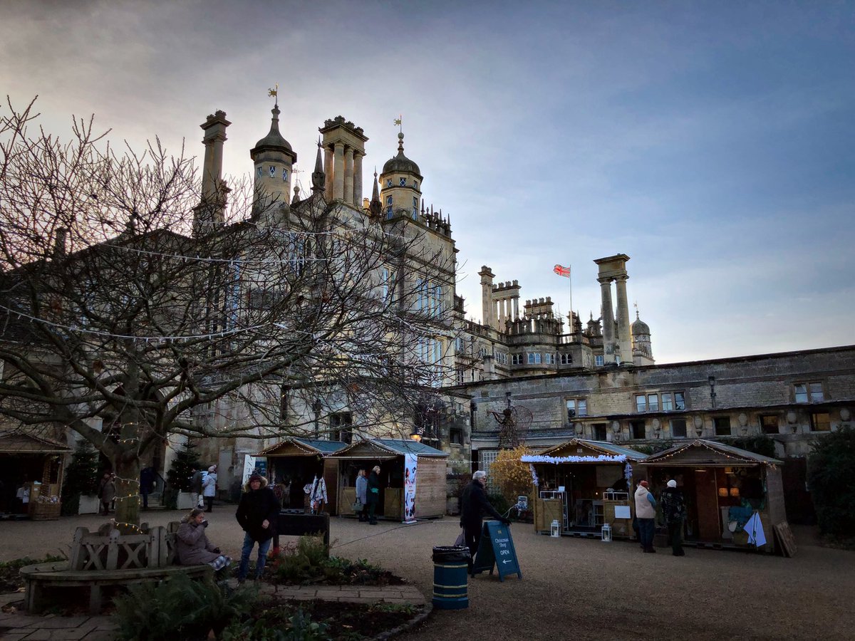 mrh1967's tweet photo. @burghleyhouse Christmas Market https://t.co/TcsuDvf1xk