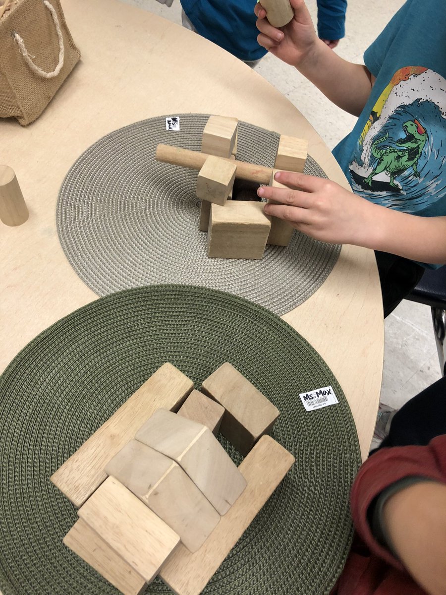 MsLaurenMax's tweet photo. Our #STEAM challenge this morning was to create a home that an animal could #hibernate in for the winter! @tdsb @TDSB_IRC https://t.co/NNawUP4Mar