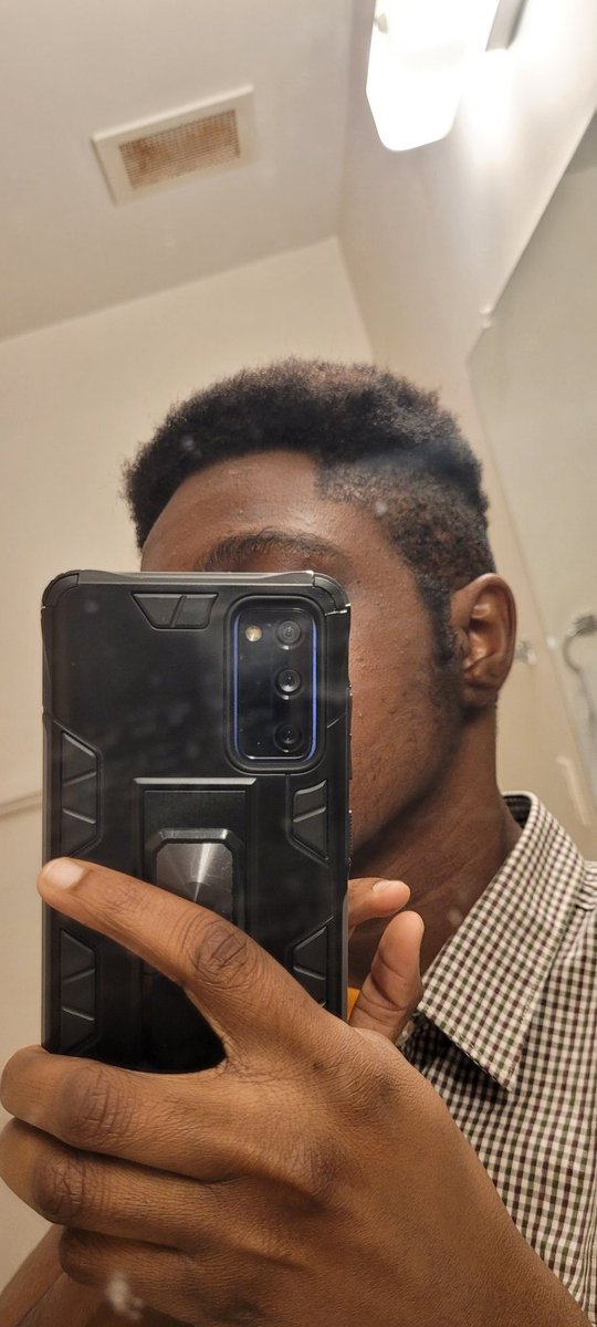 StillTomTommieT's tweet photo. The mental strain&amp;turmoil that is prepping to see my mom after 6 months of growth&amp;change😔
I have the outline of a whole beard now yo! Like wth am I sposed to do to survive seeing her without feeling like I'm betraying myself💔
#SocialTransition #PreT #TransMascTransitionMatters https://t.co/pOmkUow9Pt
