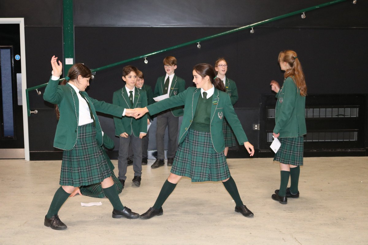 SprattonHall's tweet photo. Years 5-8 have been enjoying their Shakespeare Workshop today with @ascreatives. They have been learning about 'The Tempest' and will come together at the end of the day for a performance.
#sprattonhall #shakespeareworkshop #thetempest https://t.co/ulETMD1krE
