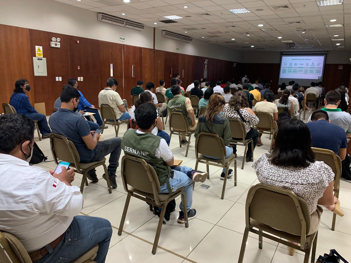OsinforPeru's tweet photo. 🔴#AHORA en Pucallpa, ante autoridades y actores vinculados al sector forestal, el #OSINFOR presenta las mejoras realizadas al Sistema de Información Gerencial - #SIGOsfc. La jefa del #OSINFOR, indicó que estas mejoras están orientadas a dar información de calidad y segura. https://t.co/6FoxAH2VZT