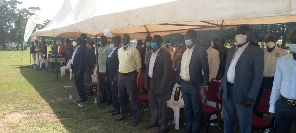 voice_of_teso's tweet photo. #VOTEFM UPDATES
H.E Vice President Jessica Alupo has tasked district Chairpersons in Teso to come up with sustainable plan on the looming Hunger in Teso. She was speaking today in Serere district headquarters while Commissioning a new X-ray machine in Serere Health centre IV https://t.co/b4VtufVq8s