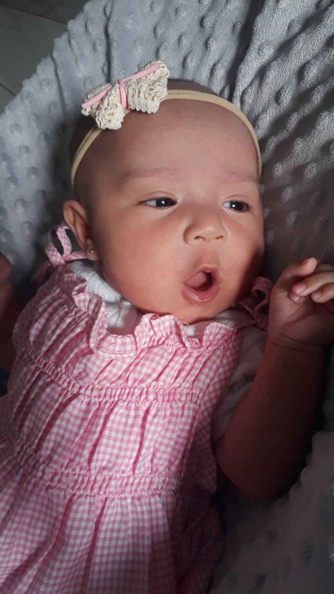 nimonk's tweet photo. Temen curhat bunda tengah malem... makasih nak cantik... https://t.co/0M1AsduHs5