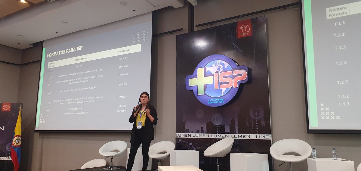 CRCCol's tweet photo. Durante el +ISP Nicolle Cardenas presenta los formatos aplicables tanto para los ISP´s como para los operadores de servicios de televisión. #NAISP https://t.co/agKuyZjEAd