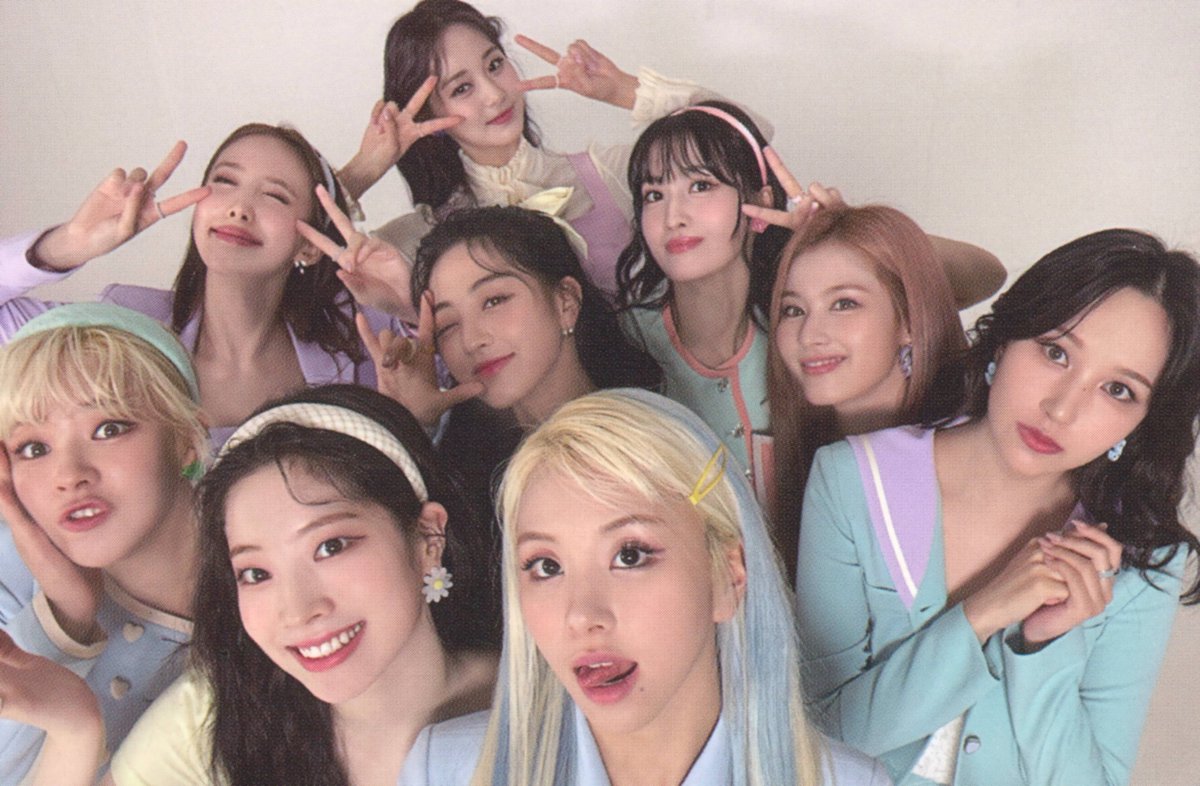 scysoloist's tweet photo. den rt‼️ 1 rt  = 1 voto 

I vote for #MAMA2021 #twice https://t.co/fSBB51k8sh