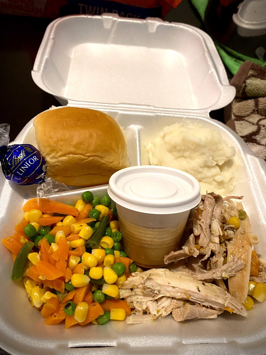 SolsGiving's tweet photo. Hey, everyone!
You helped us put together 96 meals for the homeless! We're about to go hand them out now.
We hope you have a wonderful day with your families! Just know that you brought a bit of comfort to those who are less fortunate.
💜🦃🍽️🦃💜
#SolsGiving
(Video coming soon.) https://t.co/7UHWAhDQQA