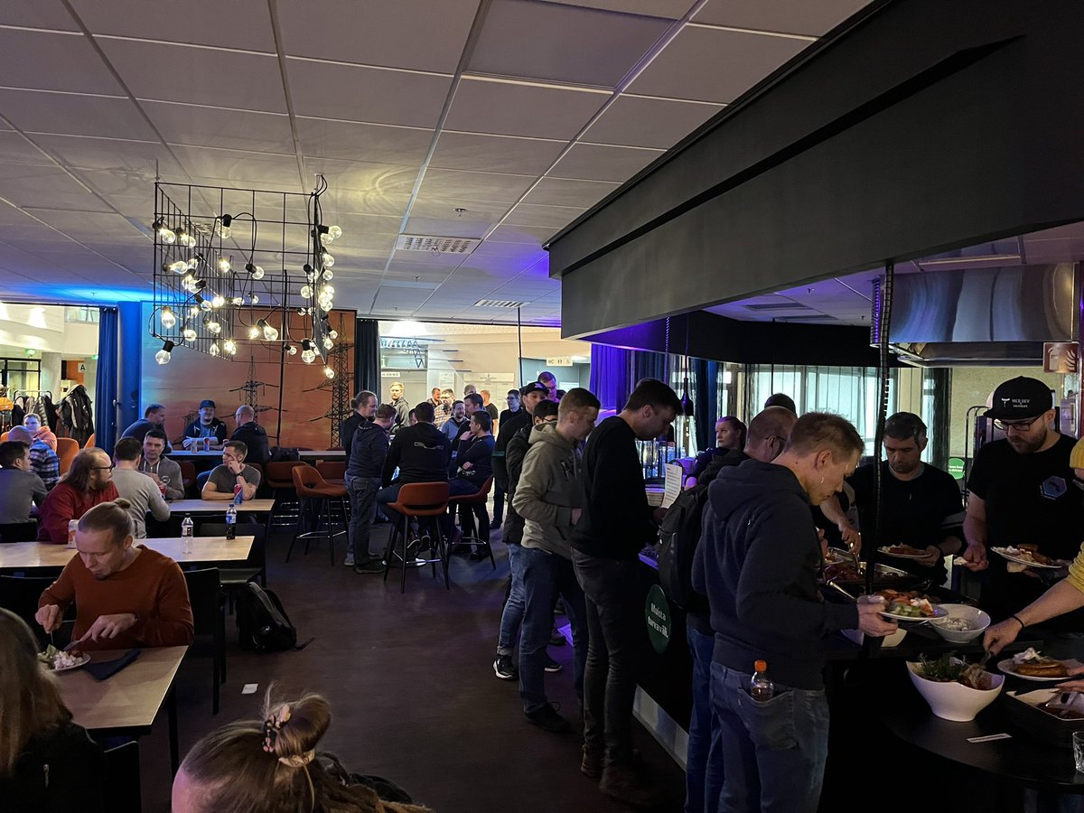 webdevnsausages's tweet image. Finaaaally yes!!