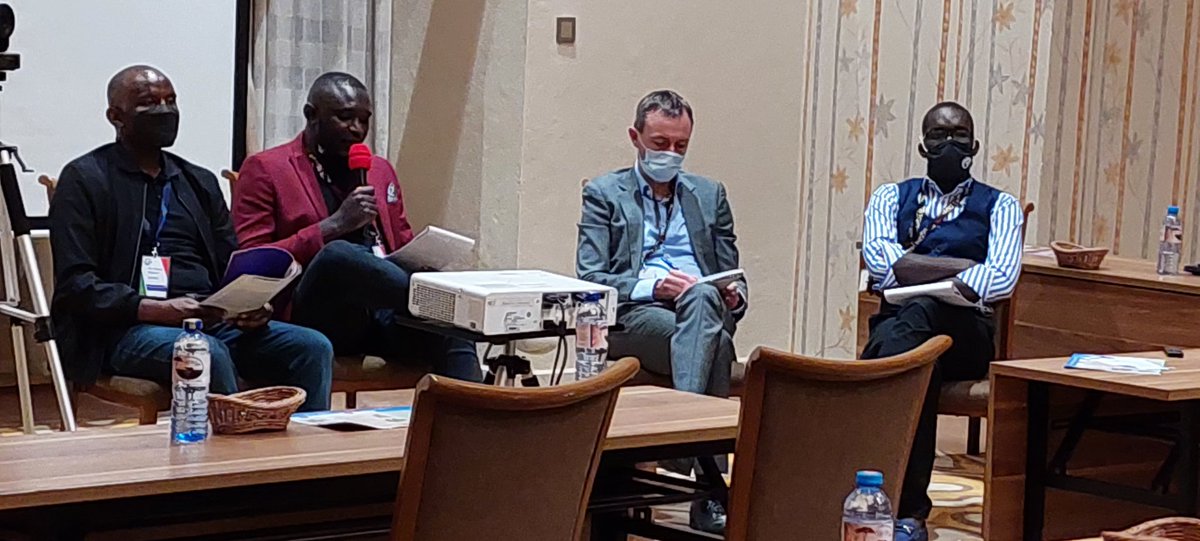 FrancisKiroro's tweet image. Q&amp;amp;A during 8th session after a presented by @VollanOchieng, Caspar and Kabay, and @mngware chairing the session presenting evidence on #EdTech #EE4A @aphrc @atiabu @thiongo391 @DrJohnMuchira @nelson_gichuhi @EE4A_Kenya during the 4th Biennial EE4A conference