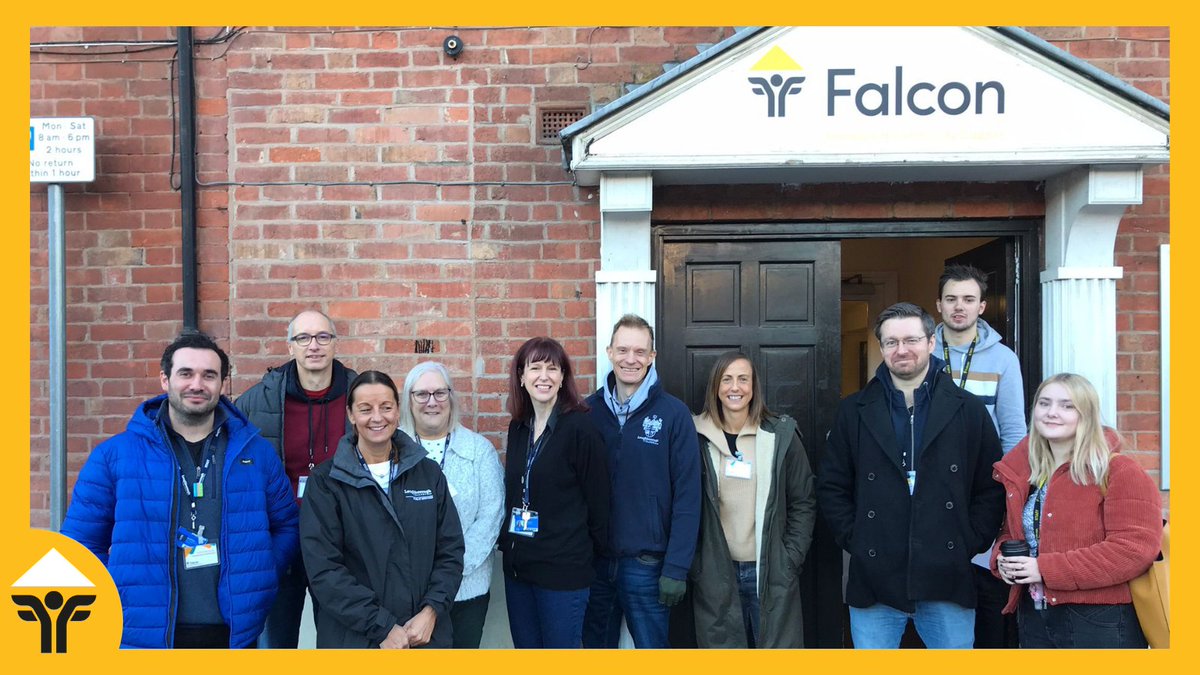 FalconSupport_'s tweet photo. A huge thank you to our amazing volunteers from @Lborocollege who came to help us out today!
They painted, cleaned, decorated and even did some gardening. It was lovely to meet you all and we really appreciate all your help!π
#FestiveFalcon #falconsupportservices #volunteers https://t.co/ejvrNzHza0