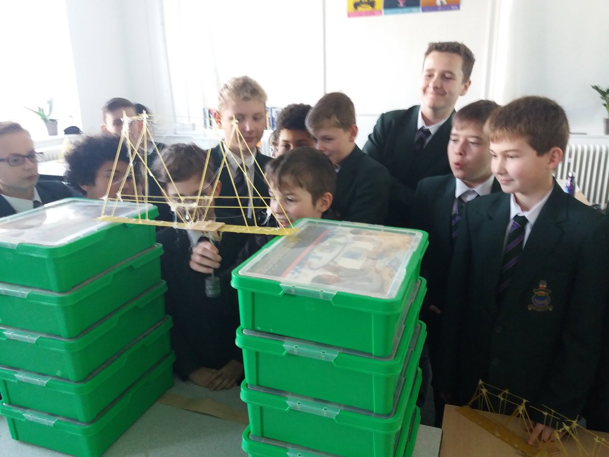 AsquithSue's tweet photo. 7N excitement of spaghetti bridge challenge #dhsbccw https://t.co/ZoA6v2XCrP