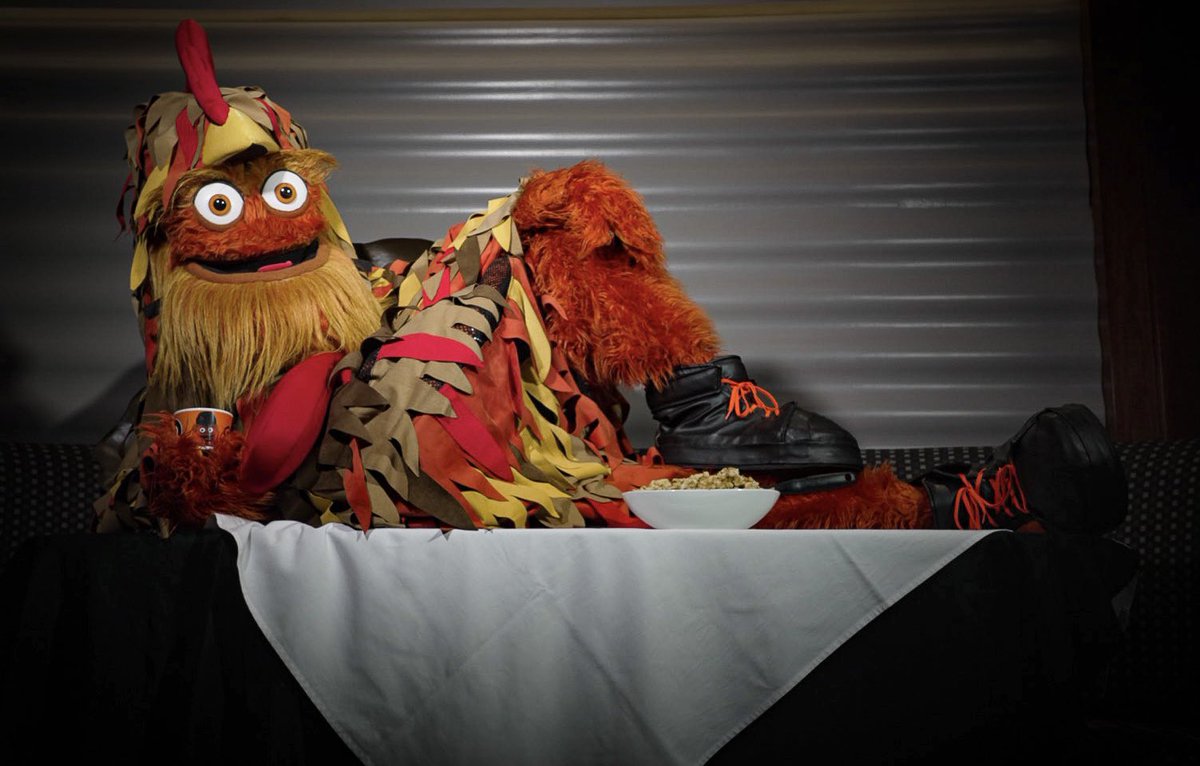 GrittyNHL's tweet image. Would u mind rubbing gravy on my back?
I think I missed a spot.