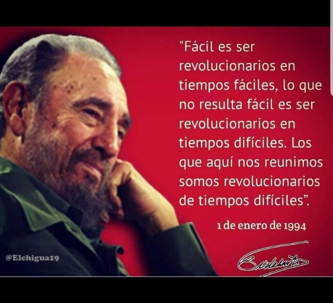 LuzlunaO's tweet photo. Siempre presente Fidel! Todos somos Fidel! #FidelPorSiempre #FidelViveCubaSigue https://t.co/uNNxaJG2mG