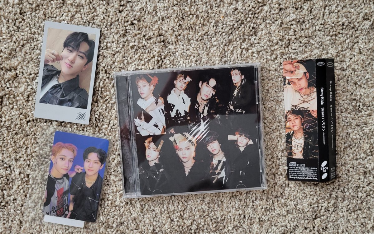 hyunjin32000's tweet photo. Thank you @hvngos !!! #hvnfb https://t.co/TIEiUh4gKH