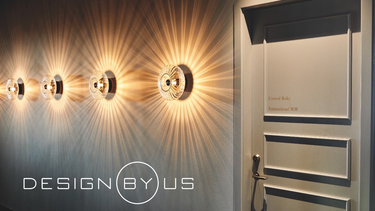 Lightingspire's tweet photo. 🛍𝐃𝐞𝐬𝐢𝐠𝐧 𝐁𝐲 𝐔𝐬 𝐱 𝐁𝐥𝐚𝐜𝐤 𝐅𝐫𝐢𝐝𝐚𝐲⚫️

🎅 Who said Christmas couldn't come early?!

🏷20%* Black Friday discount

💡New Wave Wall Lights
💡Ballroom Pendants

🗓Ends midnight November 29th

*In addition to existing trade accounts

#Lightingspiration #BlackFriday https://t.co/ziG8QLlqHK